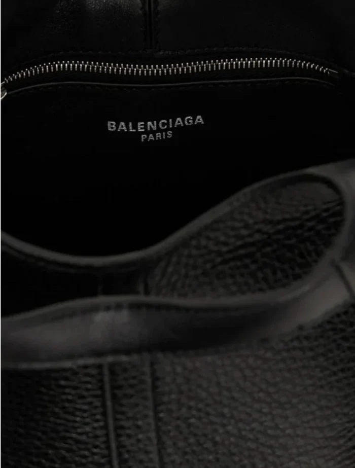 Balenciaga BB Soft Flap Leather Shoulder Bag - Image 7