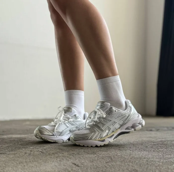 GEL-KAYANO™ 14 x JJJJound - Image 31