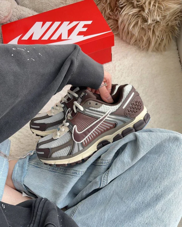 Nike Zoom Vomero 5 - Image 15
