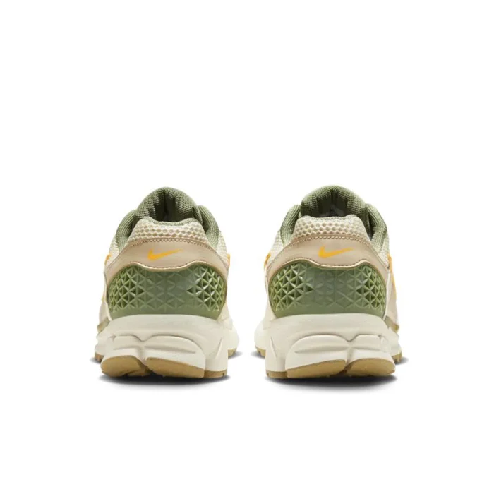 Nike Zoom Vomero 5 - Image 6