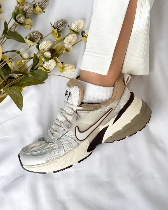 Nike V2K Run - Image 16