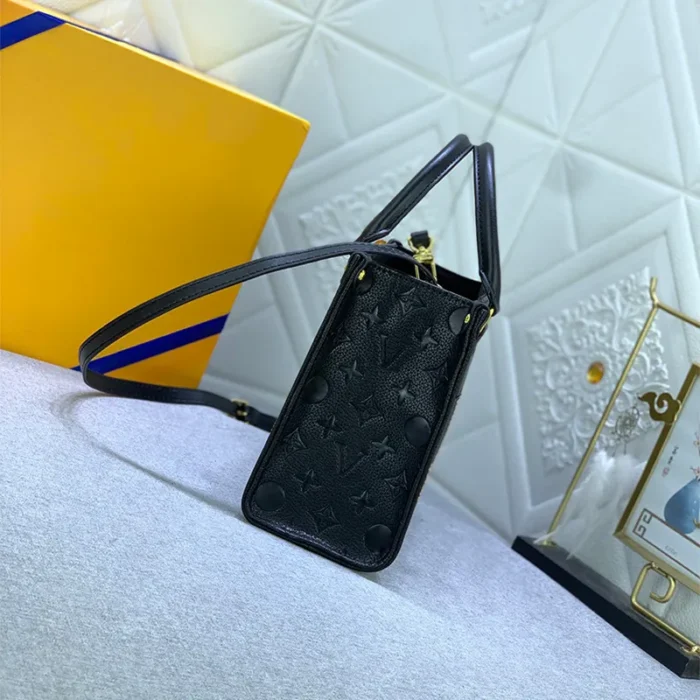 Louis Vuitton OnTheGo PM - Image 6