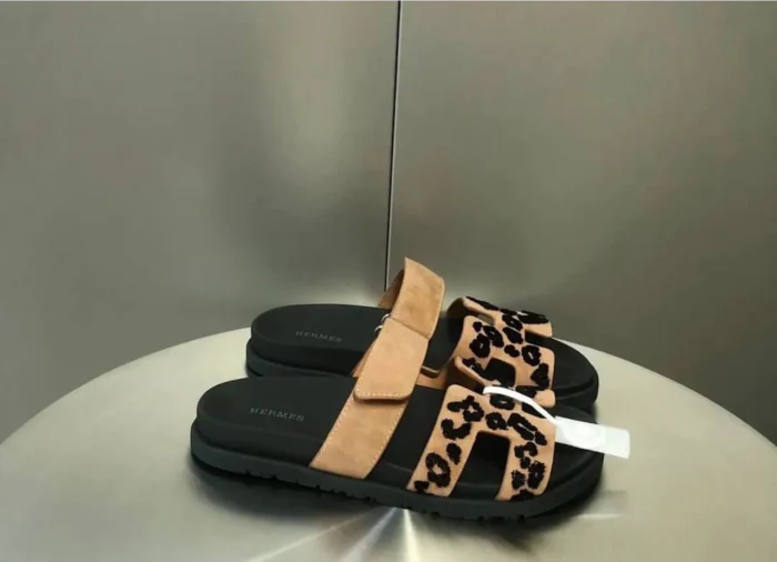 Hermès Chipper Sandal - Image 5
