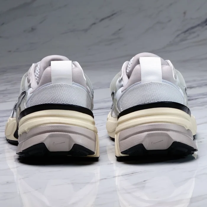 Nike V2K Run - Image 10