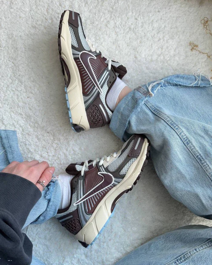 Nike Zoom Vomero 5 - Image 14
