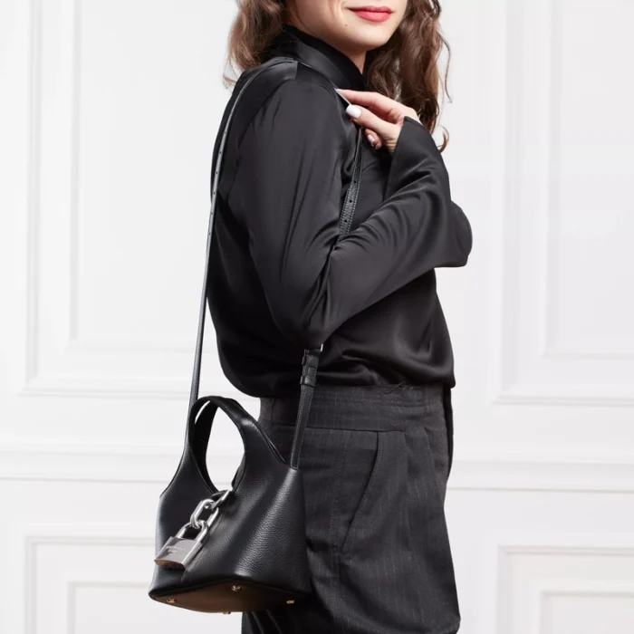 Balenciaga BB Soft Flap Leather Shoulder Bag - Image 3