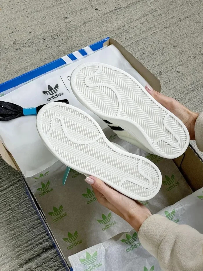 Adidas Campus x Bad Bunny - Image 9
