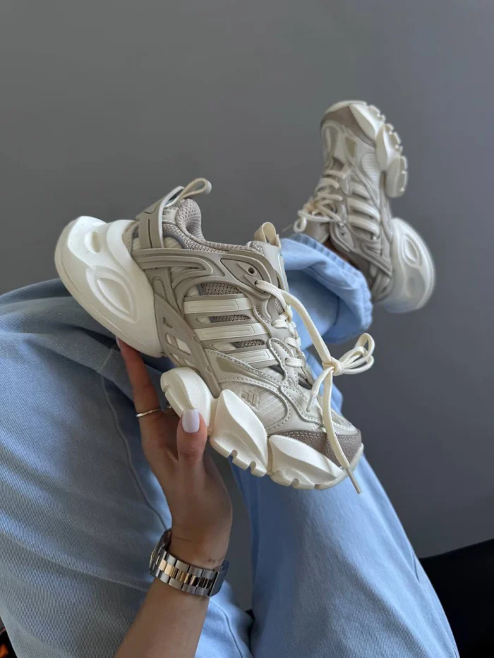 adidas XLG Runner Deluxe Shoes - Image 10