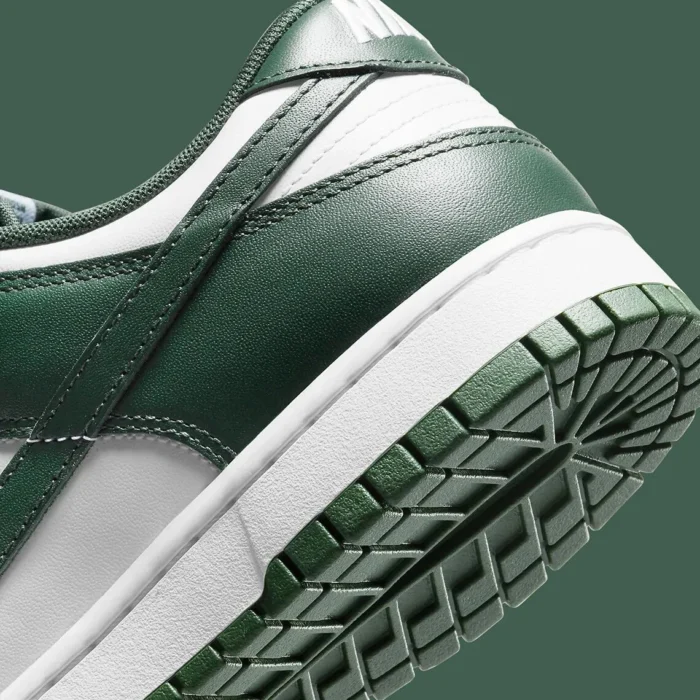 Nike Dunk Low - Image 2